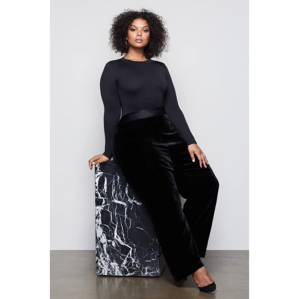 RARE! NWTGood American luxe velvet pants
